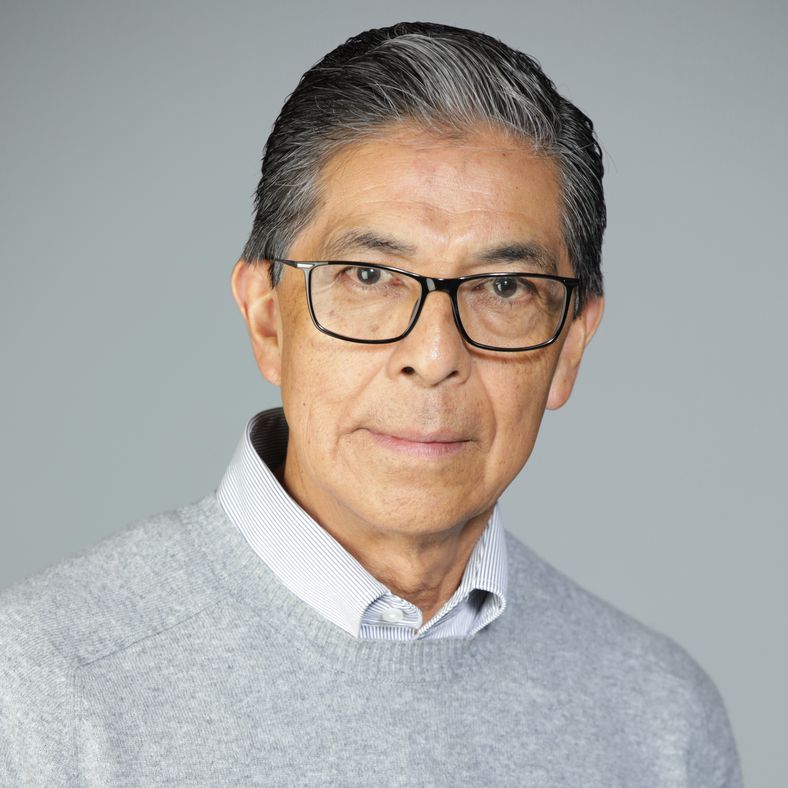 Dr. Guillermo Ramírez